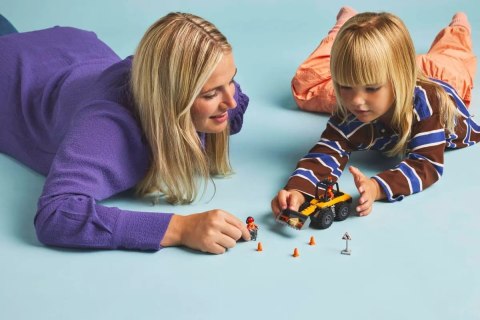 60450 - LEGO City - Żółta ładowarka kołowa