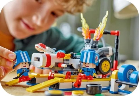 72035 - LEGO Super Mario - Mario Kart™ - Toad i jego garaż