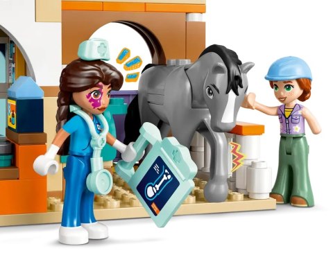 42651 - LEGO Friends - Koń i lecznica dla zwierząt