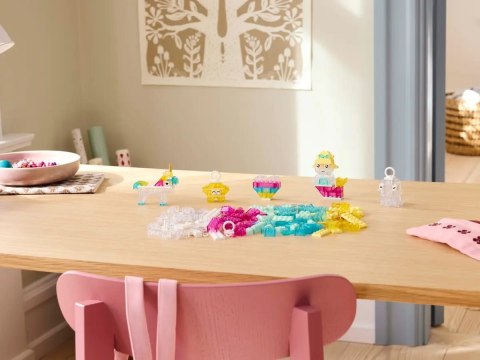 11040 - LEGO Classic - Magiczny zestaw z przezroczystymi klockami