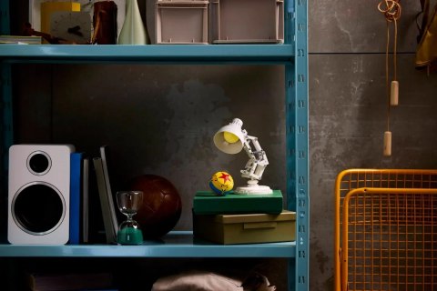 21357 - LEGO Ideas - Disney Pixar Luxo Jr.