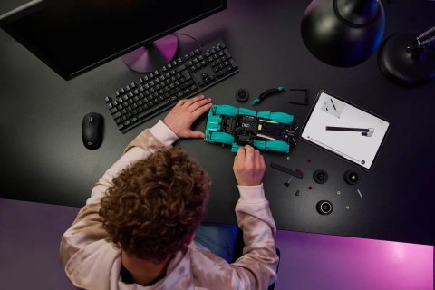 42208 - LEGO Technic - Aston Martin Valkyrie