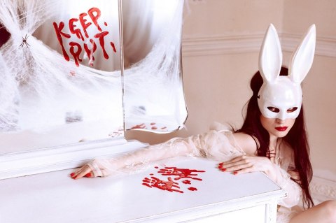 Maska uszy Królik Biała, Opalizująca 34 cm