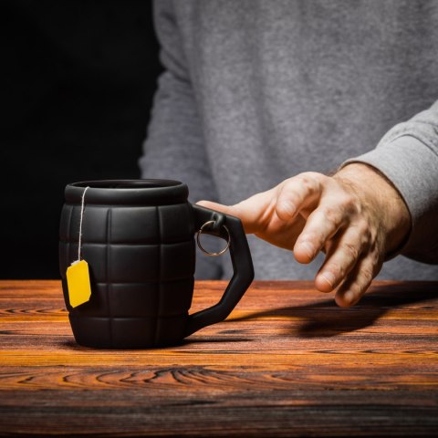 Kubek Granat Czarny 450 ml militarny dla faceta