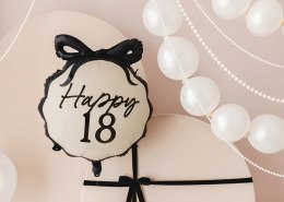 Balon foliowy Happy ''18'' z kokardką, osiemnastka, czarno- beżowy, 47,5x45 cm