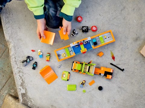 60294 - LEGO City - Ciężarówka kaskaderska